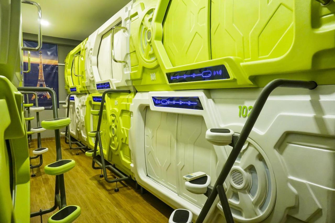 ג'קרטה Super Oyo 91328 Fiducia Capsule Hotel מראה חיצוני תמונה