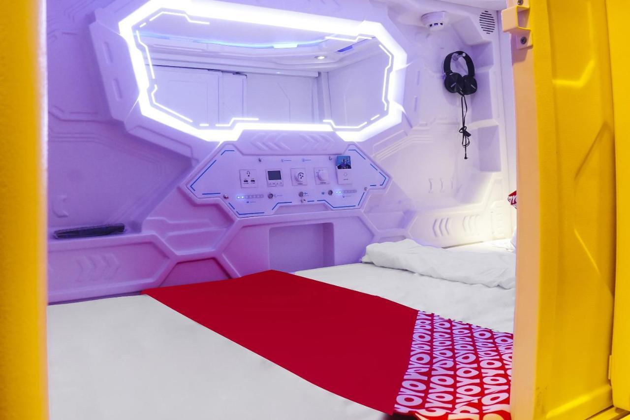 ג'קרטה Super Oyo 91328 Fiducia Capsule Hotel מראה חיצוני תמונה